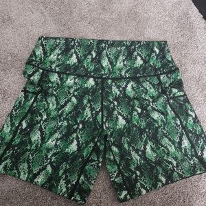 Cvg venom shorts 7 in